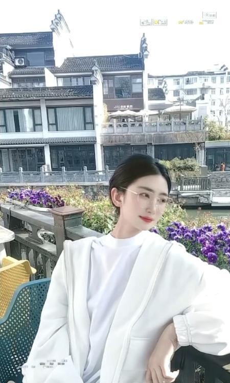 美少妇安娜