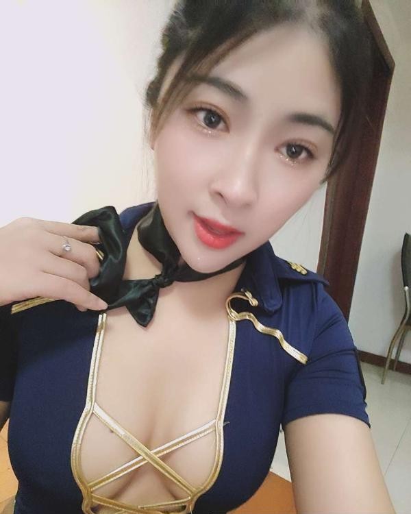 大骚臀小姨子