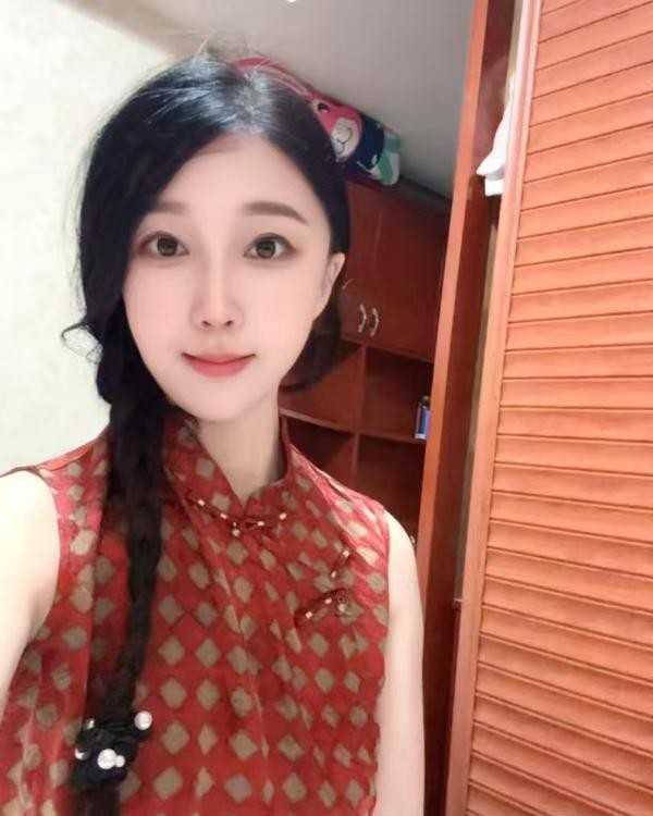 光谷风韵旗袍小仙女
