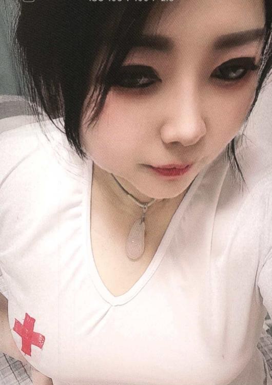 大胸诱惑