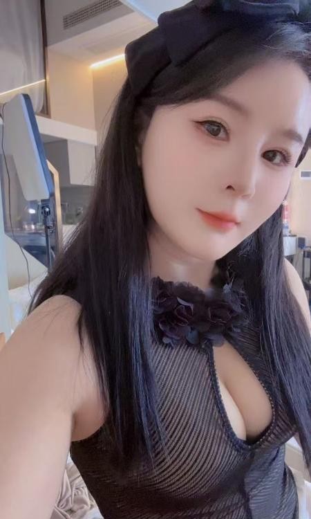 倒立萧莞式糖糖