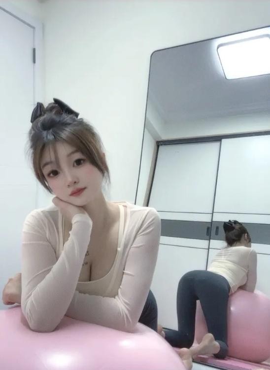 上城美臀妃妃