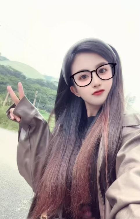 黑丝秋秋老师