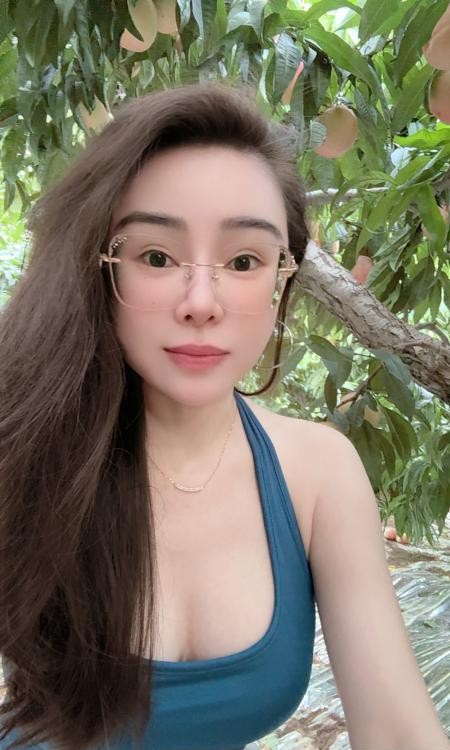 静安白虎姐姐