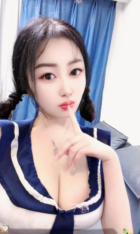 横塘大胸露露