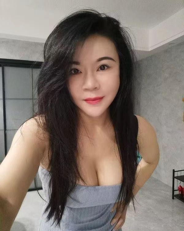 万象城E奶老凤