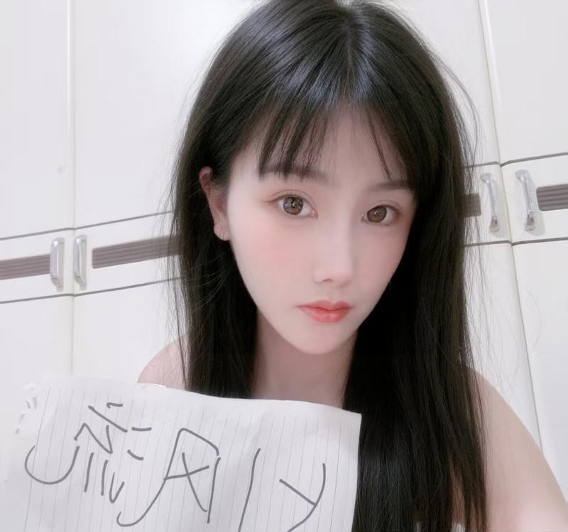 锡山大胸御姐