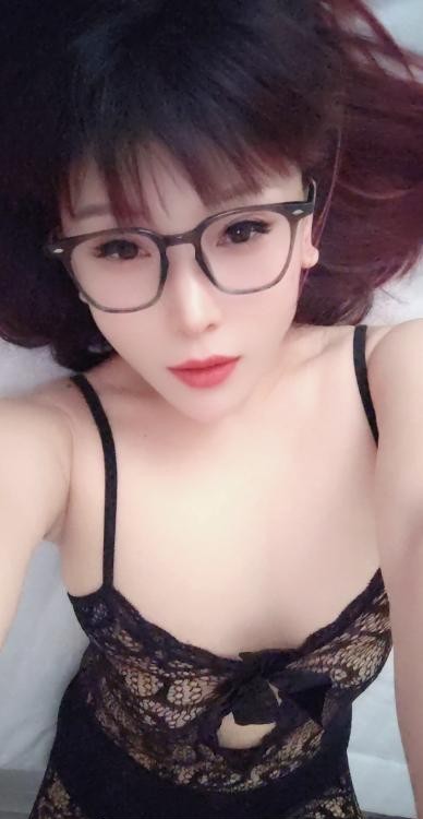 金水裸舌毒龙少妇