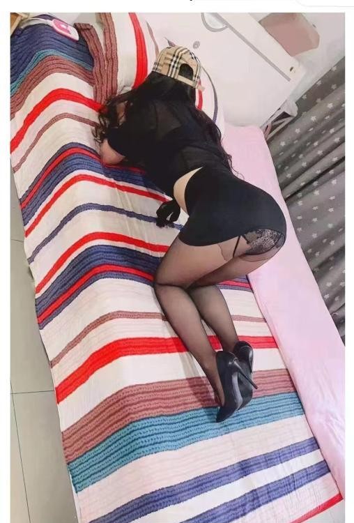 市中心骚熟女