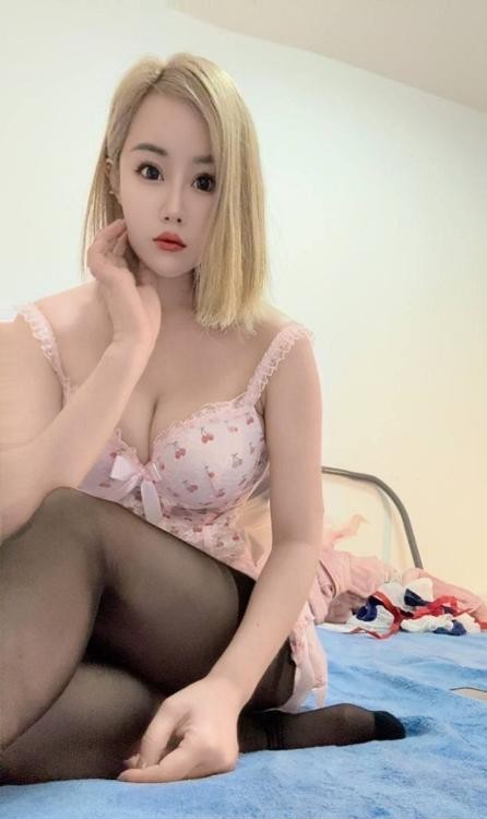 东郊记忆台妹冰冰