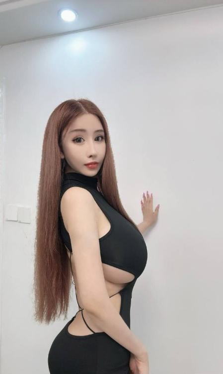 腰细屁股翘善朵老师