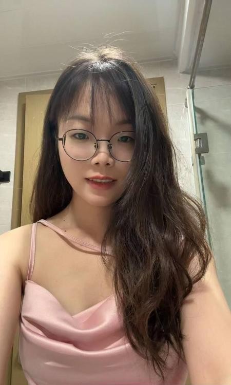 清纯闷骚雪儿