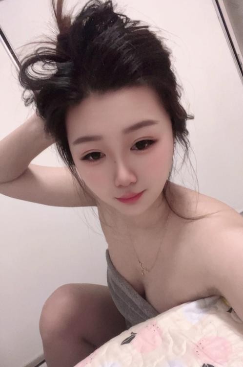 性感大胸老师