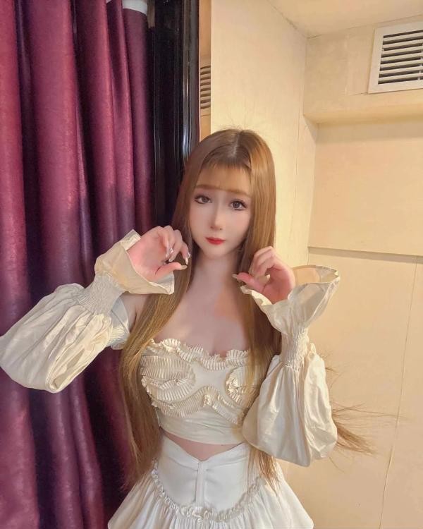 童颜巨乳洋妞
