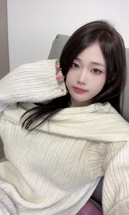 纯欲美少女菲菲