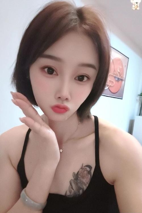 角色扮演长腿晓晓
