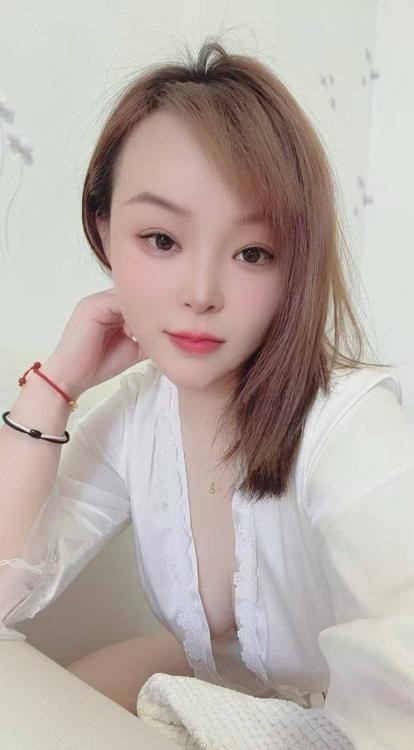 洪山大胸风骚姐姐