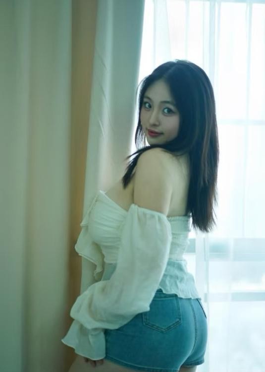天然大白兔莎莎