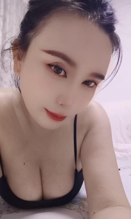 岛内波霸莉莉姐