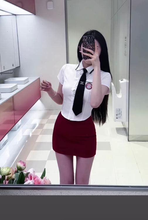 南山腿模Coco