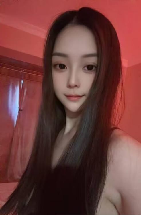 普陀磨棒美少妇
