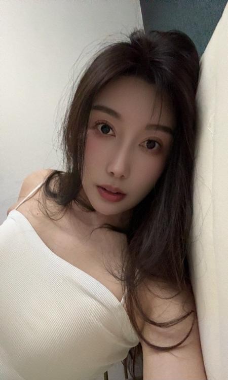 晨晨小姐姐