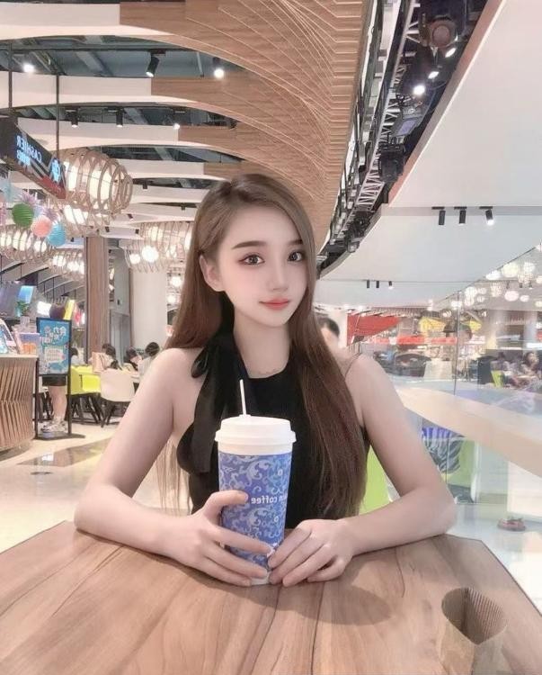颜值大胸莱雅