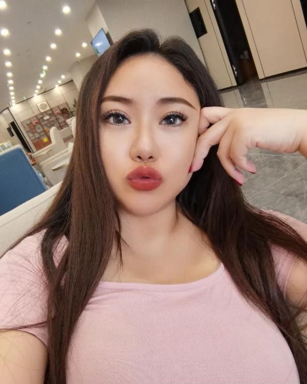 大奶少妇莹莹