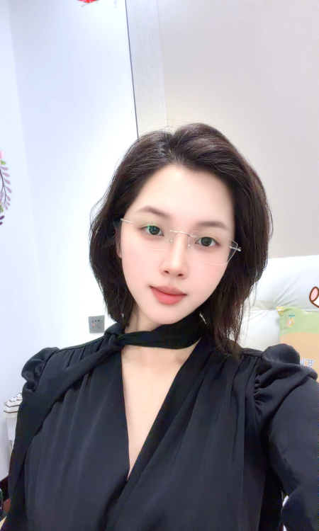 上城气质短发御姐
