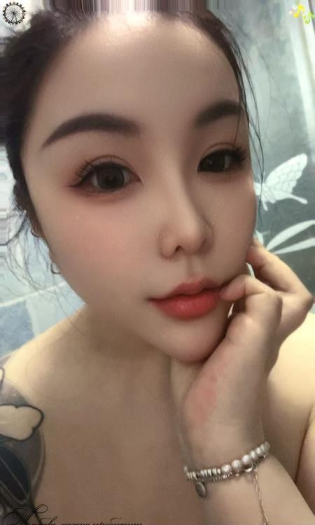 栖霞肥臀巨乳