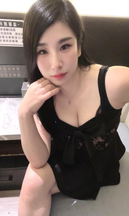 白云风骚大波少妇