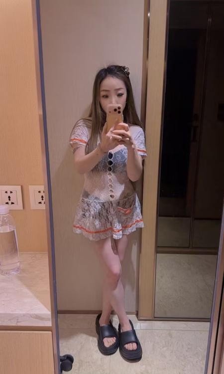 娇小少妇珍珍