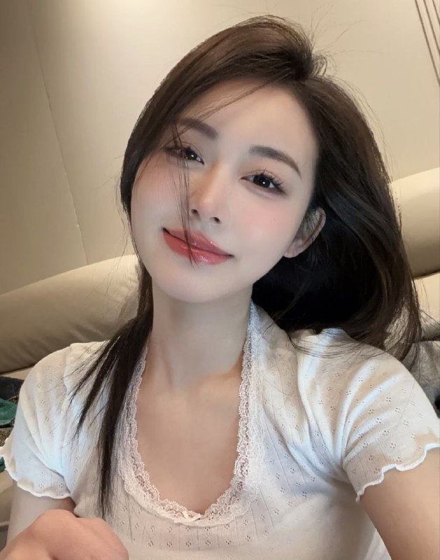 美女